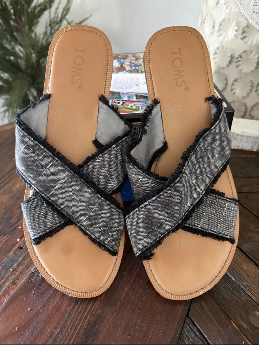 TOMS Women's Black & Tan Frayed Cross-Strap Slide Sandals